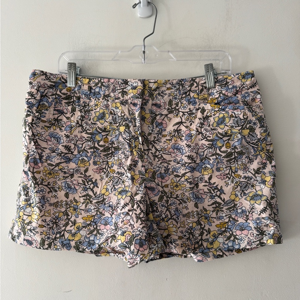 LOFT Gorgeous Floral‎ The Waist Short
